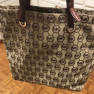 MK shopping Tote